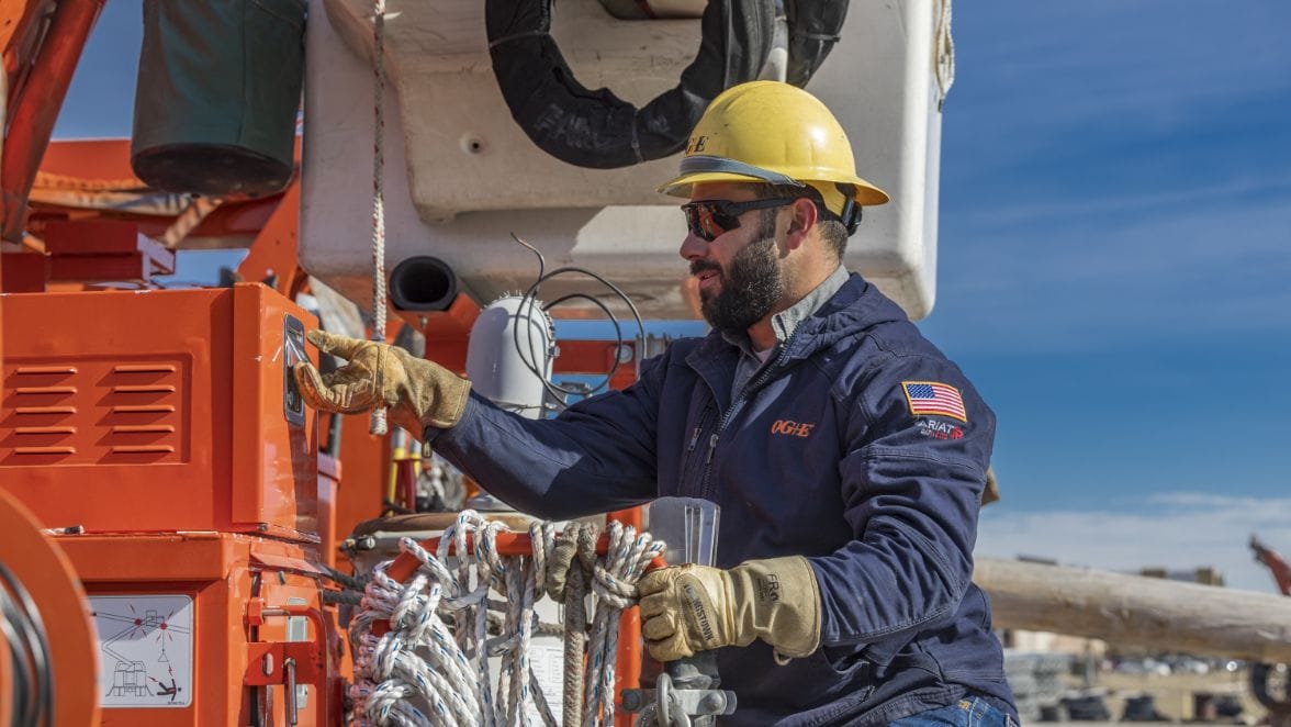 OG&E-crew-grid-vision